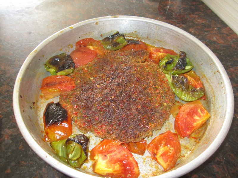 Taş Fırın Lezzetinde Antakya Usulü Hakiki Tepsi Kebabı