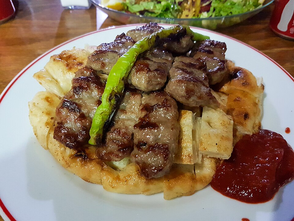 Rendelenmiş Patatesli Çıtır Kıbrıs Köftesi (Ada Usulü)